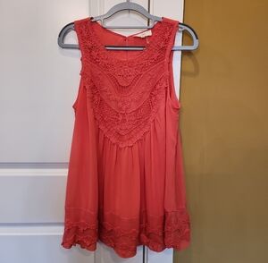 entro Coral Crochet Yoke Sleeveless Top